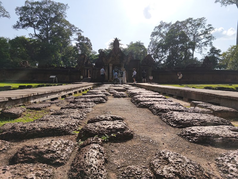 Banteay Prei Temple - Banteay Prei Temple, FV9G+PMM, Krong Siem Reap, Cambodia