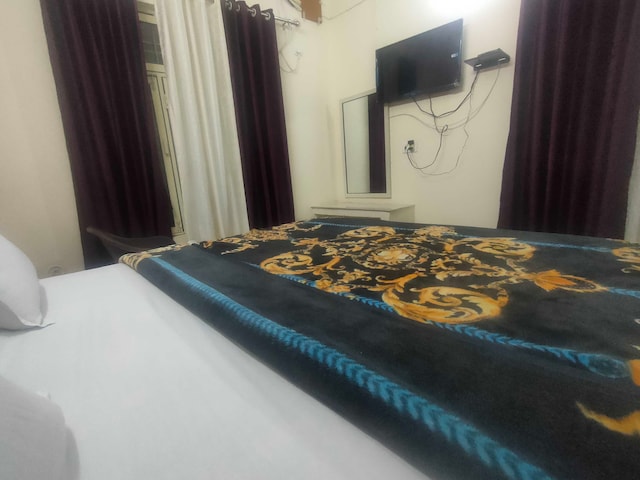 Hotel O by OYO Mount View - Hotel O by OYO Mount View, Union Bank Rd, near Central hospital, Bank Colony, Kusumkhera, Haldwani, Bomari Tallikham, Uttarakhand 263139, India