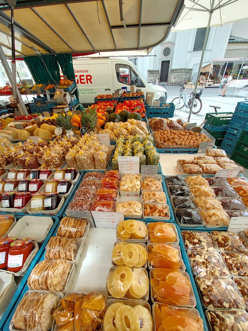 Grünmarkt - Grünmarkt Universitätspl., 5020 Salzburg, Austria