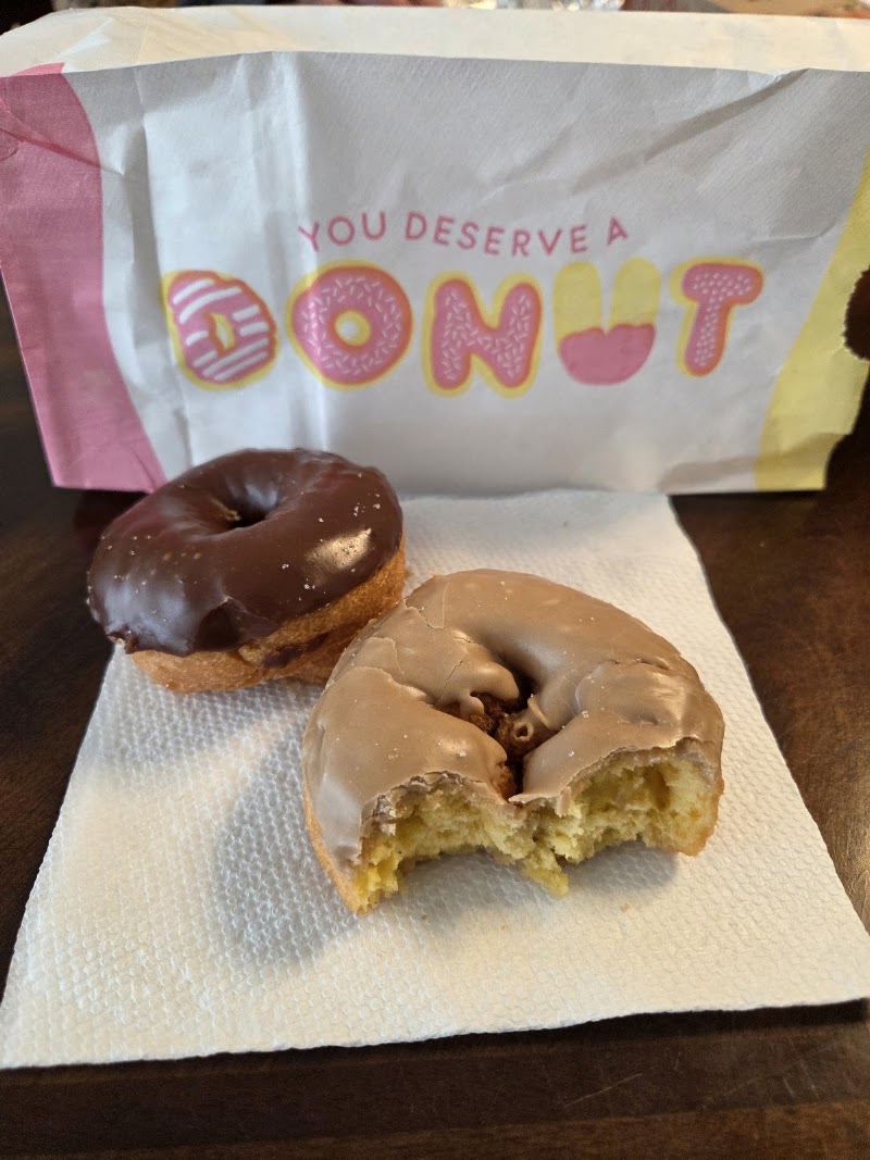 Angel's Donuts And Ice Cream - Angel's Donuts And Ice Cream, 212 NE 164th Ave, Vancouver, WA 98684, USA