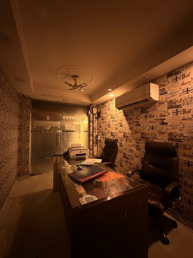 cozy inn hostel - cozy inn hostel, 1/45, Lalita Park, Laxmi Nagar, New Delhi, Delhi, 110092, India