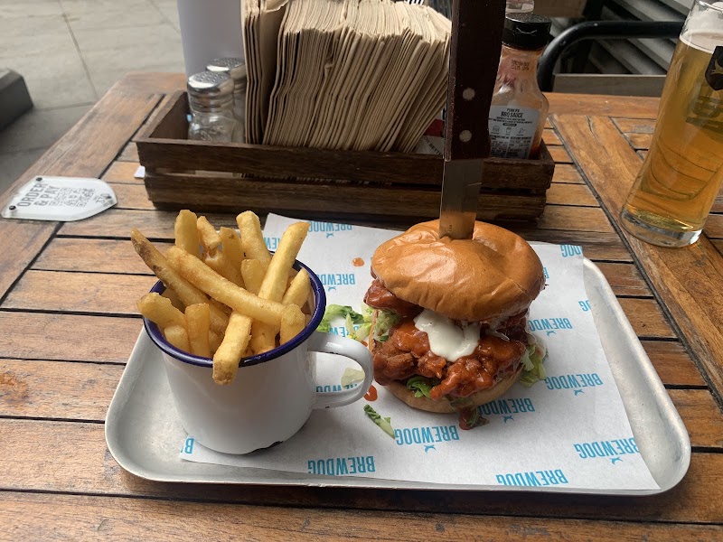 BrewDog Paddington - BrewDog Paddington Unit 1, West End Quay, Harbet Rd, London W2 1JX, UK