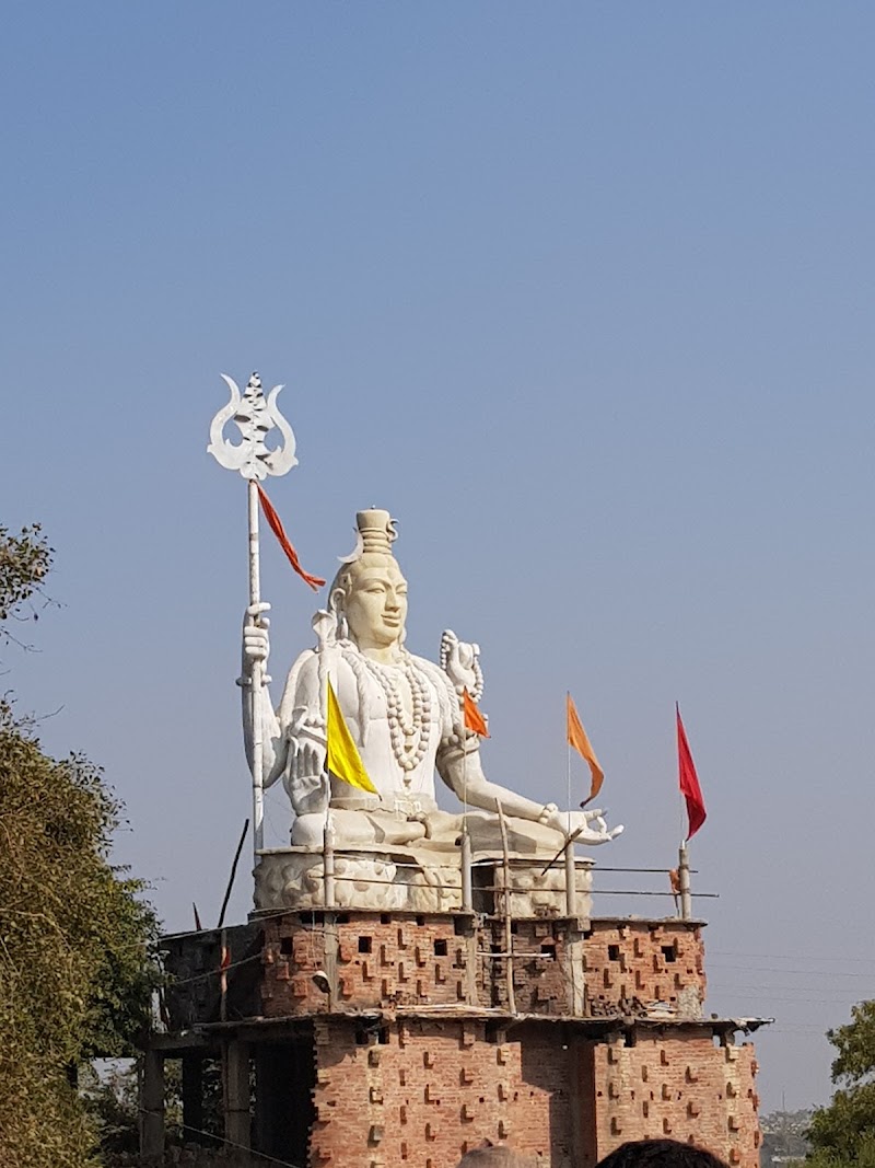 Mau - Mau, Uttar Pradesh, India