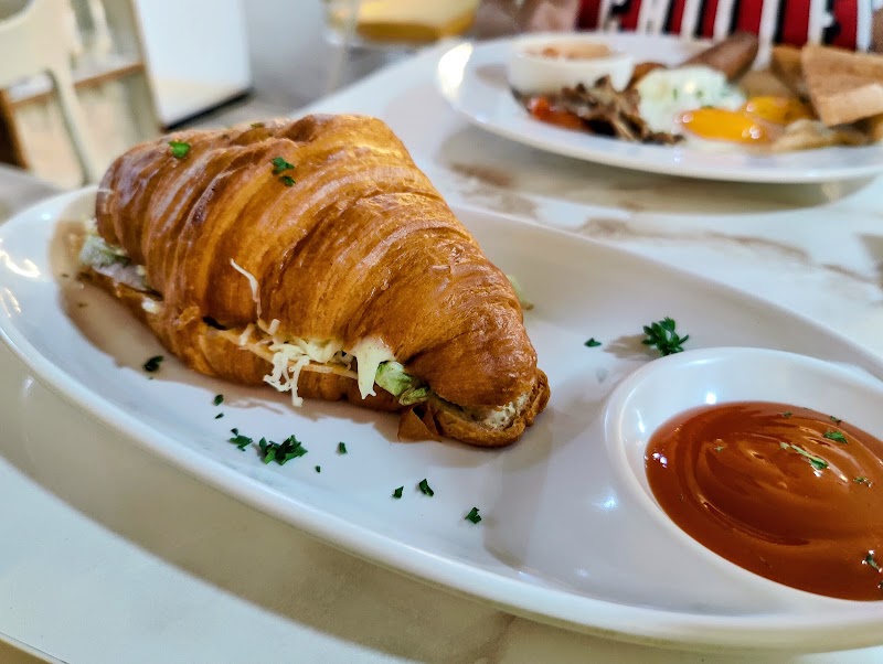 Yolkshire Salunkhe Vihar - Yolkshire Salunkhe Vihar Shop No 3, One Place, Wing-A, Oxford Road, Oxford Village, Salunkhe Vihar Society, Wanowrie, Pune, Maharashtra 411040, India