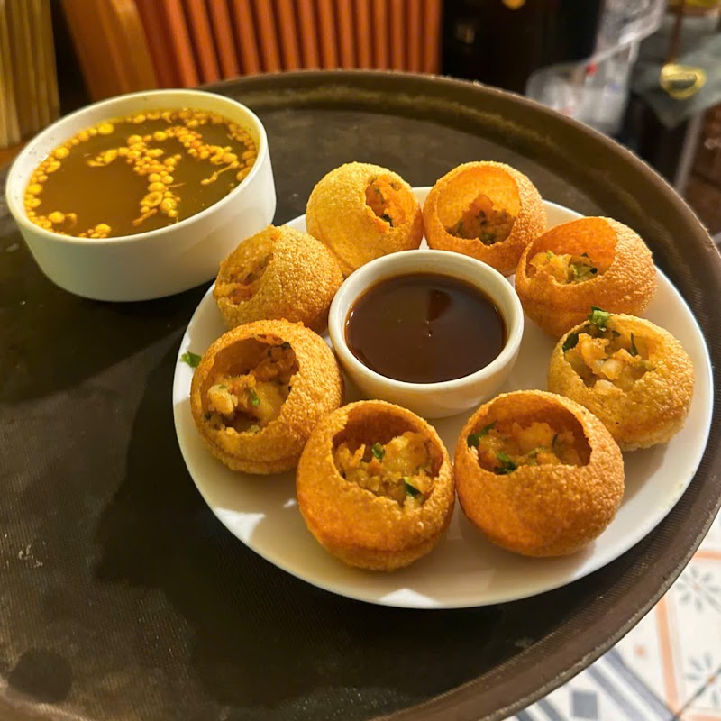 Tanishq Indian Vegetarian Restaurant - Tanishq Indian Vegetarian Restaurant 258 Lý Tự Trọng, Bến Thành, Hồ Chí Minh 700000, Vietnam