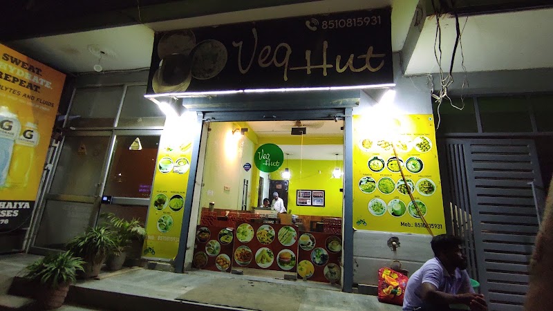 Veg Hut - Veg Hut opposite Ramada Hotel, Sector 44, Gurugram, Haryana 122003, India