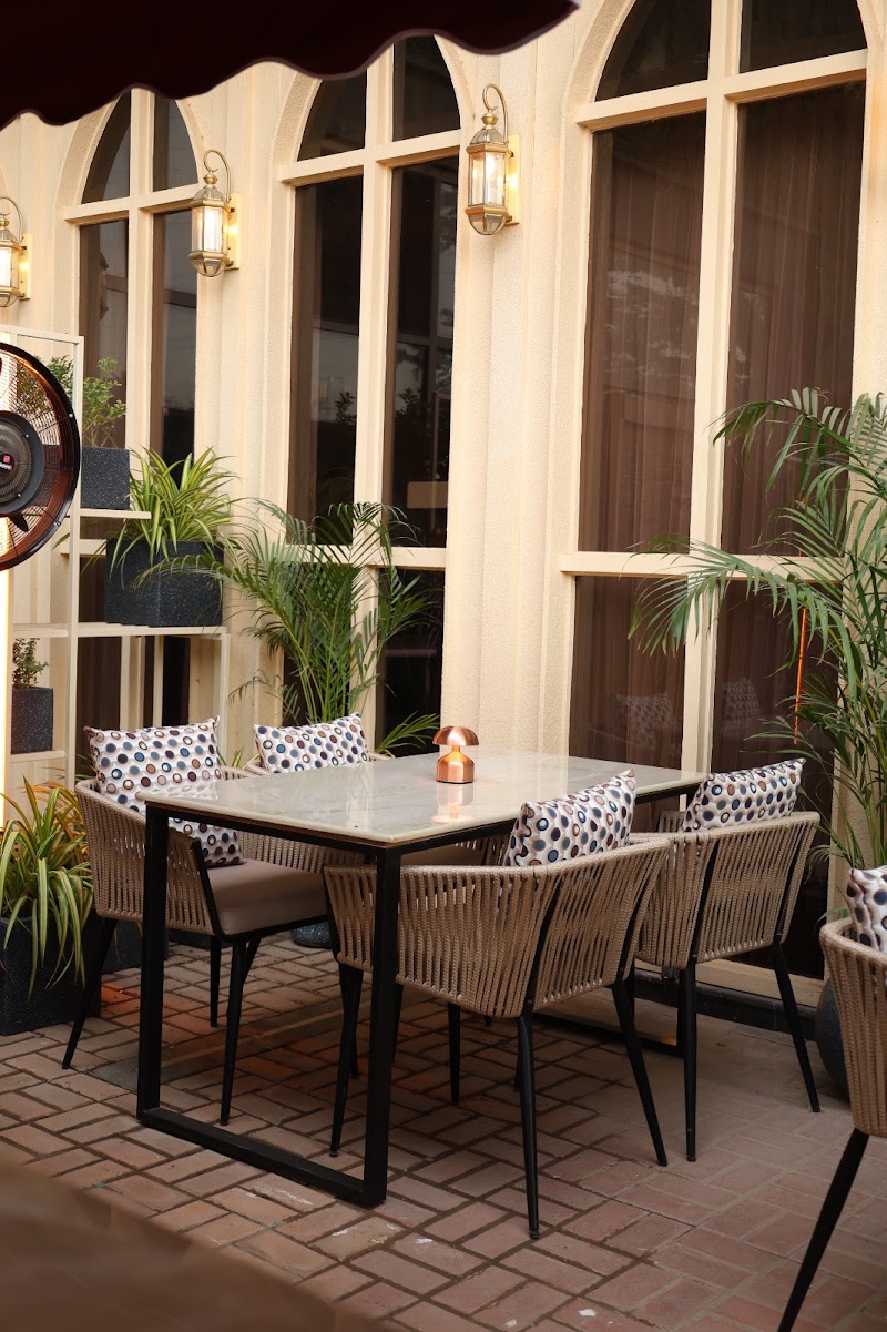 Zyxx Gurgaon - Zyxx Gurgaon Unit No- UG, Upper Ground Floor, M3M Urbana Premium, 001-009, nr. Waves Cinema, Premium, Sector 67, Gurugram, Haryana 122102, India