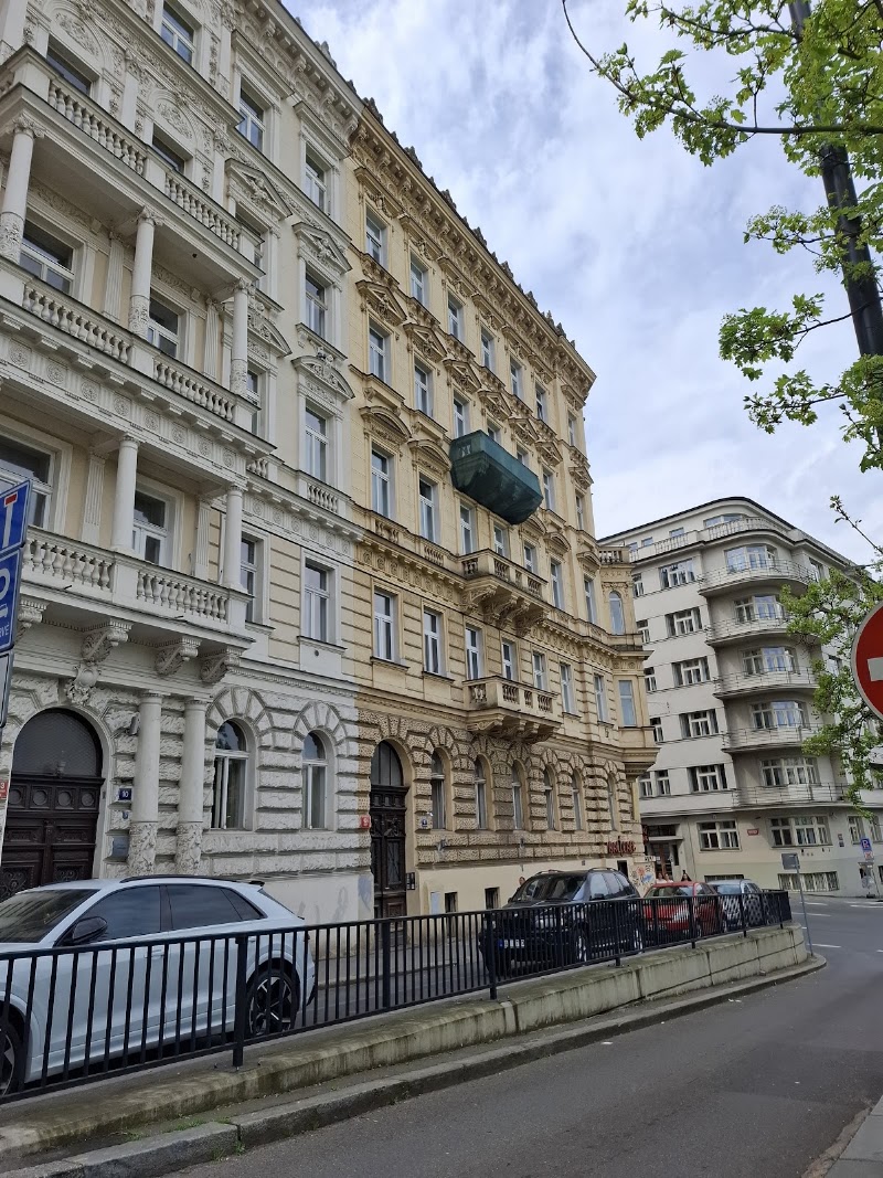 Apartments Katarina - Apartments Katarina, 8, Čelakovského sady 434, Vinohrady, 120 00 Praha-Praha 2, Czechia