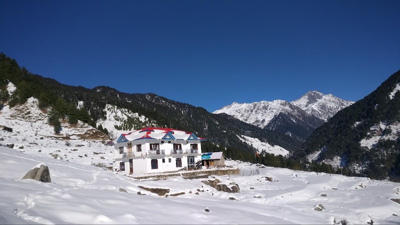 Zostel Rajgundha - Zostel Rajgundha 1st floor, Ishant Guest House Village Rajgundha Post office Badagran, Tehsil Multhan, Barot, Raj Gunda, Himachal Pradesh 175013, India