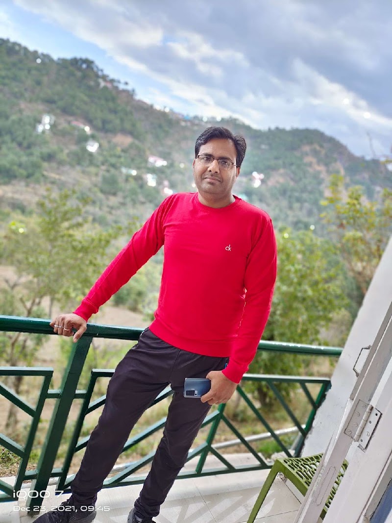 Nature view cafe and food kasauli - Nature view cafe and food kasauli mohan mekin road, Kasauli Gaon, Kasauli, Himachal Pradesh 173201, India