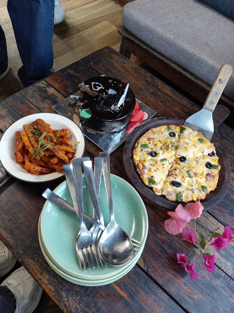 The Cactus Garden Cafe - The Cactus Garden Cafe, Bareilly - Nainital Rd, Bhujiyaghat, Smanora Range, Uttarakhand 263126, India