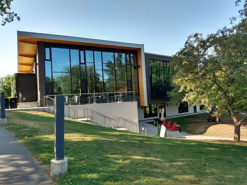 Parc de la Rivière-des-Mille-Îles - Parc de la Rivière-des-Mille-Îles 345 Bd Sainte-Rose, Laval, QC H7L 1M7, Canada