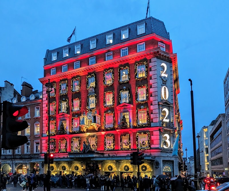 Regent Street - Regent Street, Regent St., London, UK