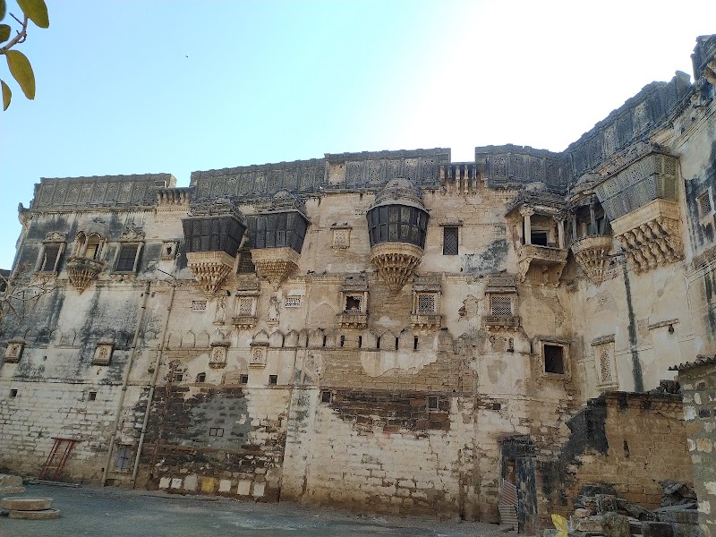 Pragmahal - Pragmahal, Clock Tower, Parag Mahel, Darbar Gadh Rd, near The Palace Boutique, Old Dhatia Falia, Bhuj, Gujarat 370001, India