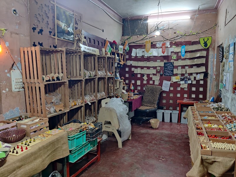 BHARATH ART AND CRAFTS - BHARATH ART AND CRAFTS, 1549/2, bharath house, Nizami Chowk, Channapattana, Karnataka 562160, India