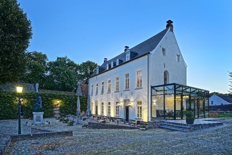 Hofferkeukens Wine & Dine - Hofferkeukens Wine & Dine Hofstraat 12a, 6017 AK Thorn, Netherlands