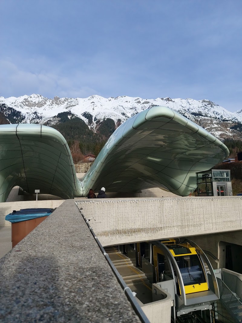 Innsbruck Station Altstadt - Innsbruck Station Altstadt 6020 Innsbruck, Austria