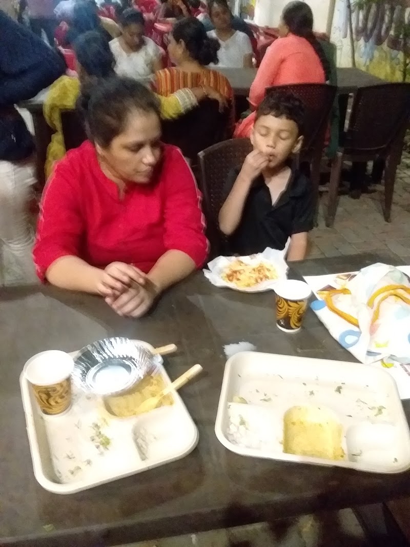 Apna Adda, Khau Gali, Law Garden - Apna Adda, Khau Gali, Law Garden, Law Garden, Maharashtra Society, Ellisbridge, Ahmedabad, Gujarat 380006, India