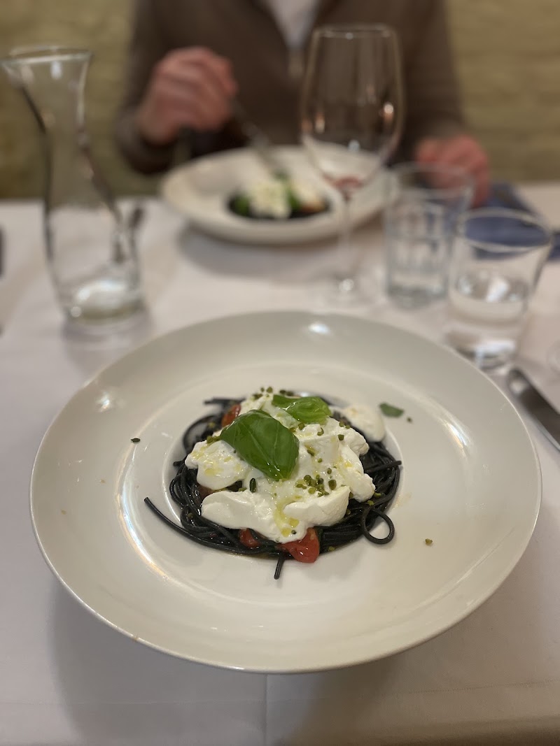 Restaurant Stella Marina - Restaurant Stella Marina Windmühlgasse 7, 1060 Wien, Austria