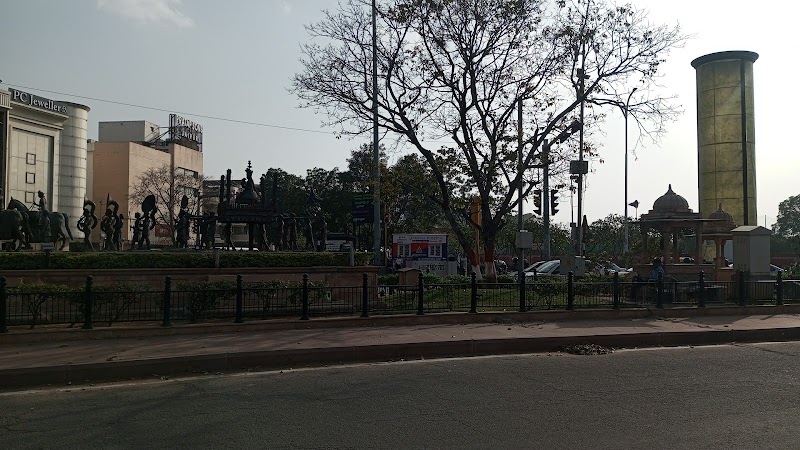 Rambag Circle Jaipur Bus Stop - Rambag Circle Jaipur Bus Stop VRW4+3XH, Bhawani Singh Rd, Lalkothi, Jaipur, Rajasthan 302015, India