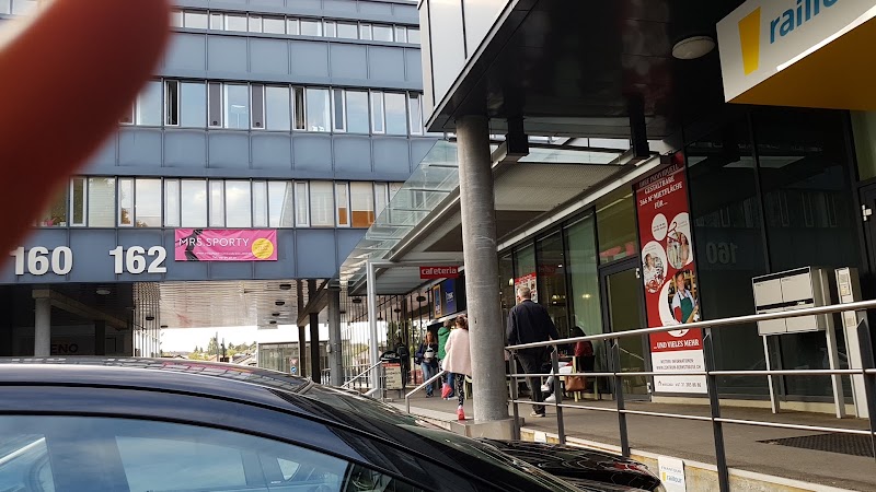 ALDI SUISSE - ALDI SUISSE, Bernstrasse 164, 3052 Zollikofen, Switzerland