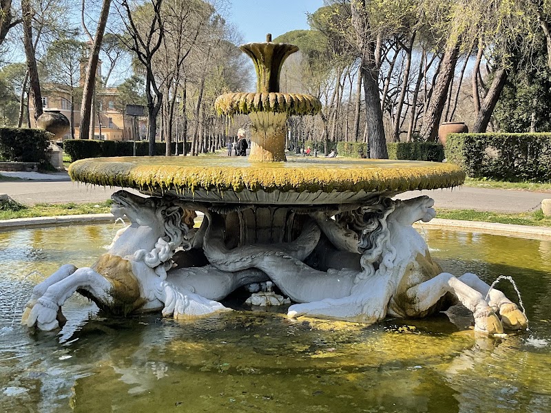 Fountain of the Seahorses