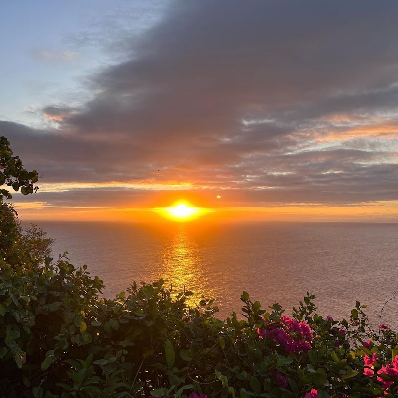 Uluwatu Temple Bali View Point - Uluwatu Temple Bali View Point Pecatu, South Kuta, Badung Regency, Bali 80361, Indonesia