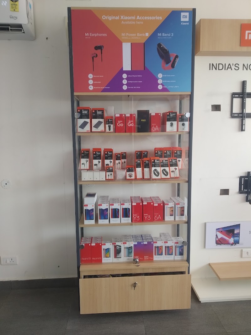 MI Store ATTABIRA - MI Store ATTABIRA, near Jio office. Infront of old cinema hall, Attabira, Odisha 768027, India