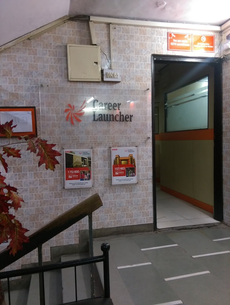 Career Launcher Connaught Place - Career Launcher Connaught Place 1st Floor, A-18, Middle Cir, Block A, Connaught Place, New Delhi, Delhi 110001, India