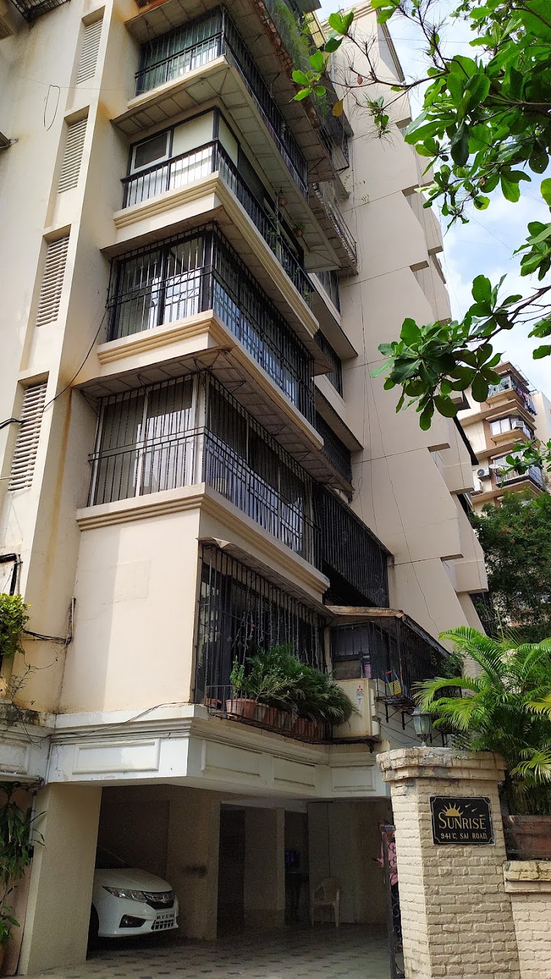 Sunrise Building - Sunrise Building, 3R7H+8M9, Pali Mala Rd, Bandra West, Mumbai, Maharashtra 400050, India