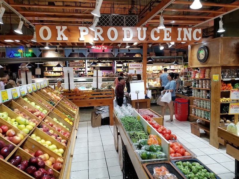 Reading Terminal Market - Reading Terminal Market, 1136 Arch St, Philadelphia, PA 19107, USA