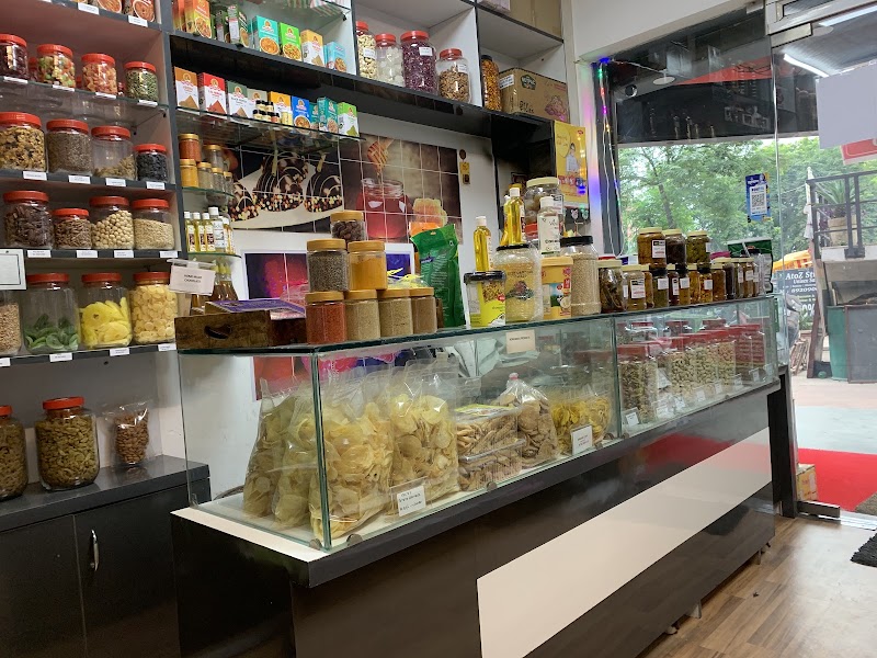 GUPTA DRY FRUITS & NAMKEENS - GUPTA DRY FRUITS & NAMKEENS 27, MKM Market Rd, Block G, Sushant Lok 2, Sector 57, Gurugram, Haryana 122011, India