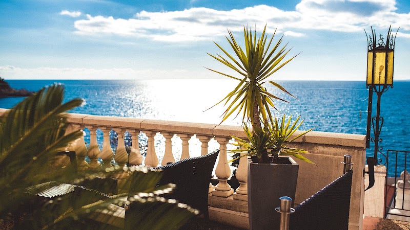 Le Saint Paul - Le Saint Paul 29 Bd Franck Pilatte, 06300 Nice, France