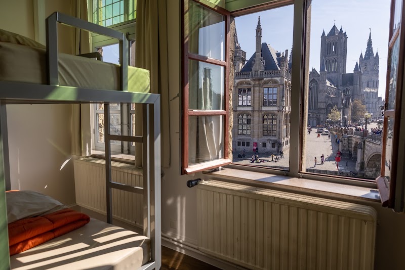 Hostel Uppelink - Hostel Uppelink, Sint-Michielsplein 21, 9000 Gent, Belgium