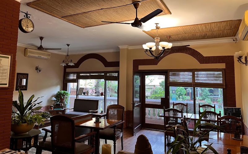 The Estate Villa - The Estate Villa (B, Sultanpur Mandi Rd, Sultanpur, New Delhi, Delhi 110030, India