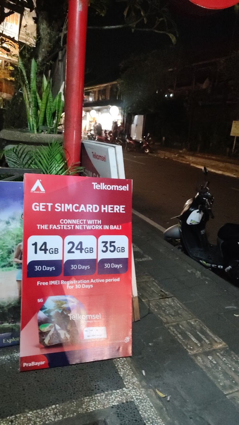 UBUD CENTER SIM CARD - UBUD CENTER SIM CARD F7V6+CXG, Jl. Suweta, Ubud, Kecamatan Ubud, Kabupaten Gianyar, Bali 80571, Indonesia