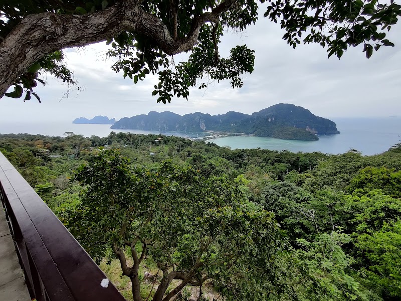 Phi Phi Viewpoint 3 - Phi Phi Viewpoint 3, 125/39 Moo 7 Phi Phi Island, Moo 7, ตำบล อ่าวนาง Meaung, กระบี่ 81210, Thailand