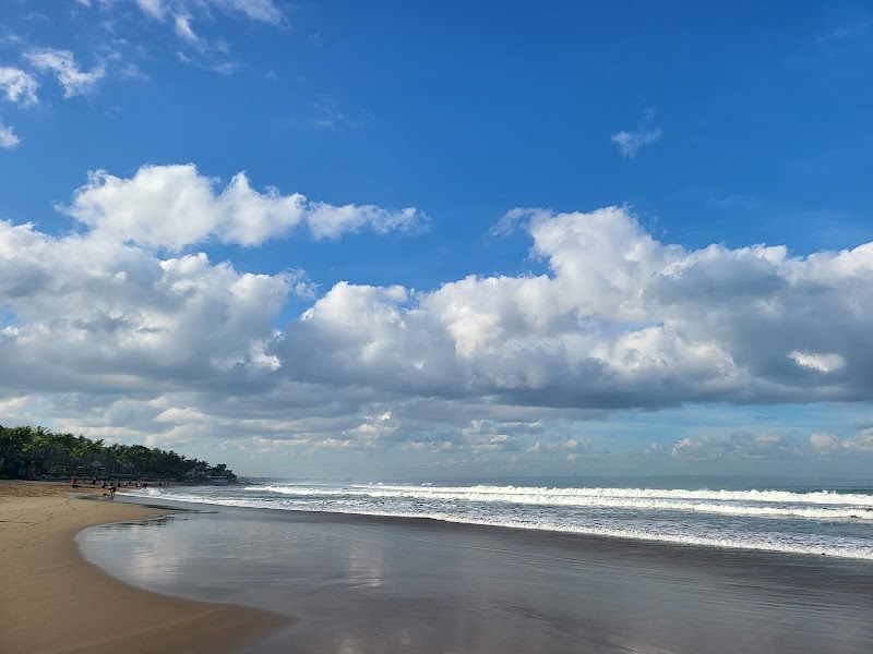 Petitenget Beach