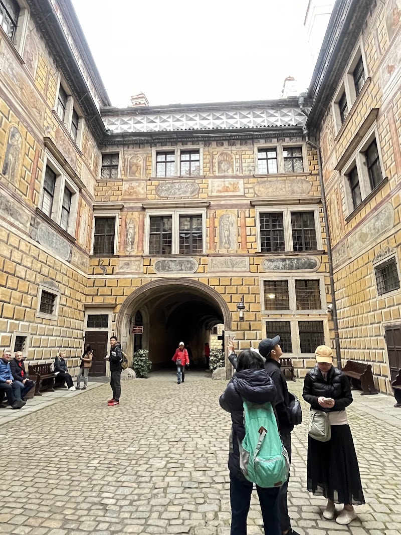 Wiseman Free Tour Cesky Krumlov - Wiseman Free Tour Cesky Krumlov, nám. Svornosti 381 01, 381 01 Český Krumlov-Český Krumlov 1, Czechia
