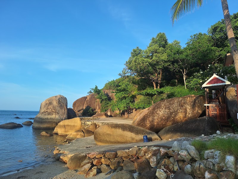 Silver Beach - Silver Beach, 124 F3H8+4G2, 4, Tambon Maret, Amphoe Ko Samui, Chang Wat Surat Thani 84310, Thailand