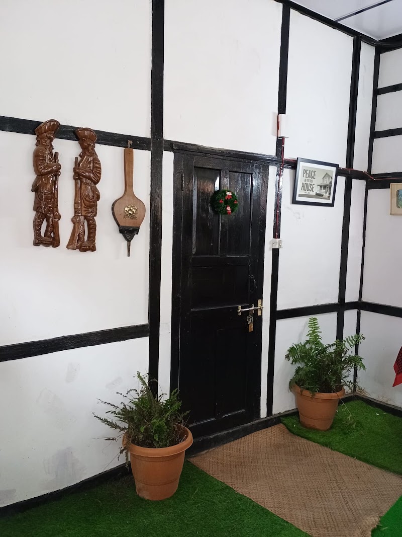 Royal Pine Homestay Shillong - Royal Pine Homestay Shillong house number 92, ward no 3, lower lummowrie, Laitumkhrah, Shillong, Meghalaya 793003, India