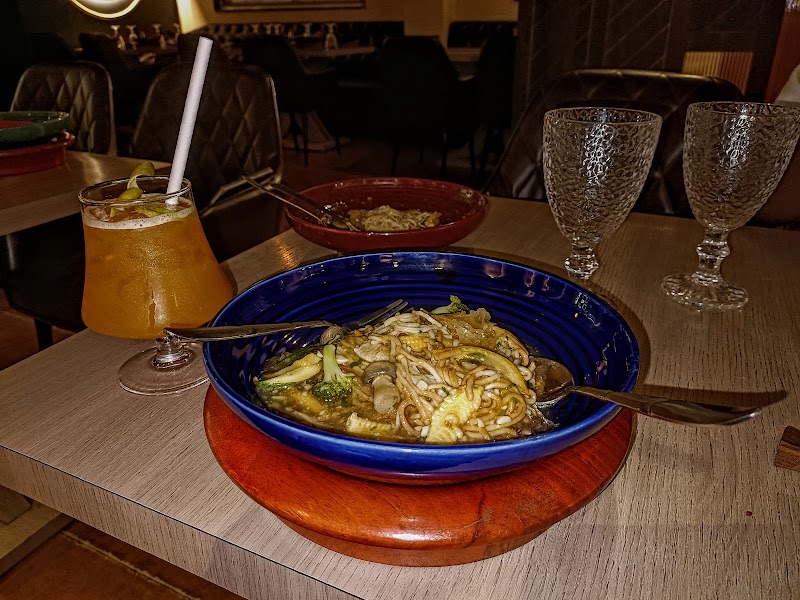 Asian Bistro Raipur - Asian Bistro Raipur Daga Marg, near Central Indian Turf Farm Pvt.Ltd, Sheodas, Civil Lines, Raipur, Chhattisgarh 492001, India