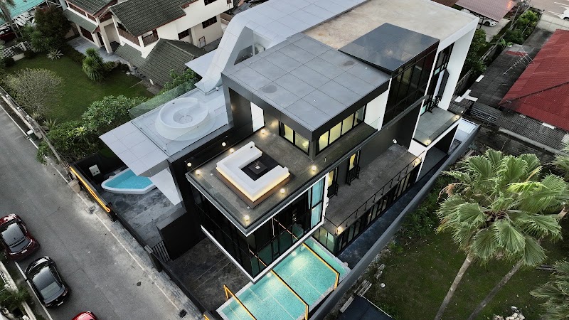 Charming Futuristic Infinity Pool Villas - Charming Futuristic Infinity Pool Villas, 165, 8 Moo 1, Tambon Chang Phueak, Amphoe Mueang Chiang Mai, Chang Wat Chiang Mai 50300, Thailand