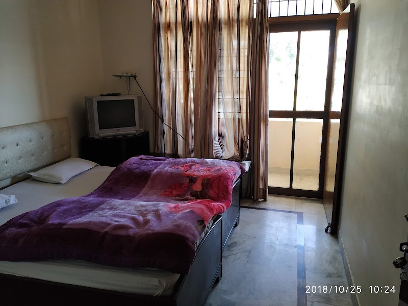 Shah Guest House Nainital - Shah Guest House Nainital, near Masjid, Tallital, Nainital, Uttarakhand 263001, India