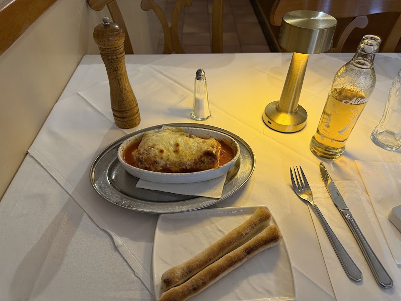 Cavaliere Pizzeria Ristorante - Cavaliere Pizzeria Ristorante Köllnerhofgasse 4, 1010 Wien, Austria