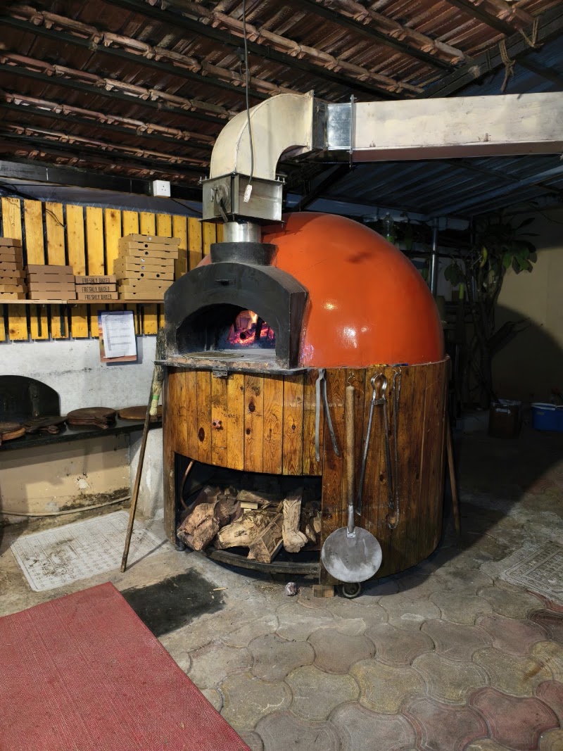 Firestones Woodfired Pizza - Firestones Woodfired Pizza Shop No. 41, Chadvaddo, Varca, Fatrade, Goa 403721, India