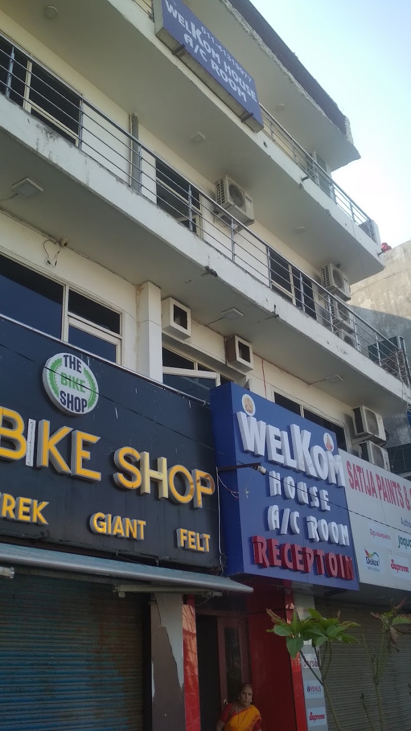 Welcome Hotel - Welcome Hotel 2, Sri Aurobindo Marg, Gautam Nagar, Yusuf Sarai, New Delhi, Delhi 110016, India