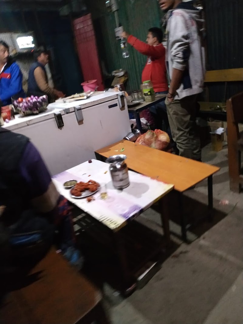 Raj Chicken Corner - Raj Chicken Corner Q5QR+VQM, Pali, Himachal Pradesh 175121, India