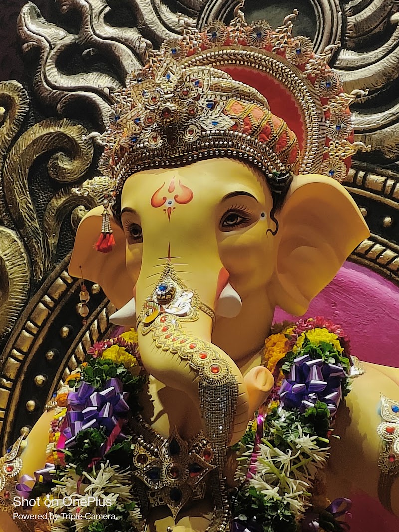 Shree Siddhivinayak Mandir - Shree Siddhivinayak Mandir 4RVM+X9P, New Link Rd, Ganesh Nagar, Adarsh Nagar, Jogeshwari West, Mumbai, Maharashtra 400102, India