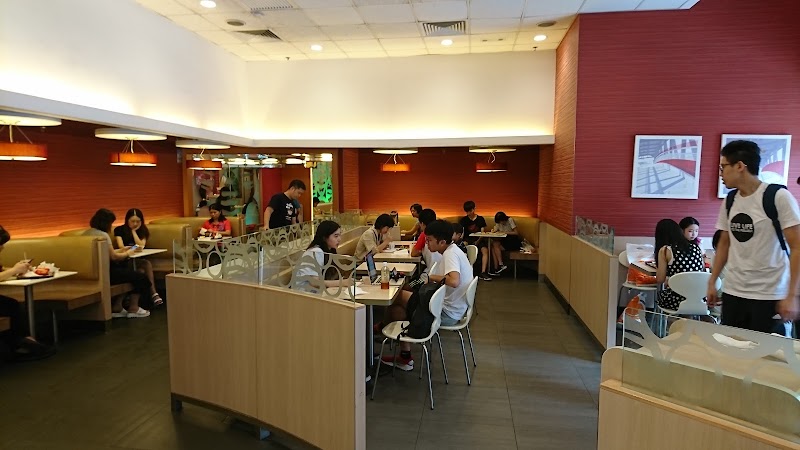 McDonald's at La Cite - McDonald's at La Cite MacaoR. Central da Areia Preta, 158號, La Cité, 地下AB座
